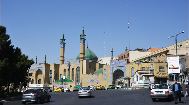 مسجد عزا